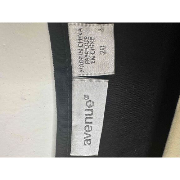 Avenue Top Womens Size 20 Black Short Sleeve Pleated Neck Front Tunic Shirt - Picture 2 of 5